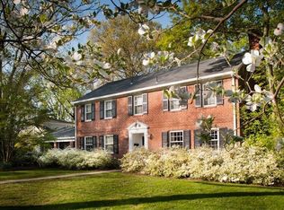 9616 Hawick Ln, Kensington, MD 20895