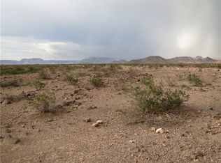 35-36 E Vega Rd, Topock, AZ 86436