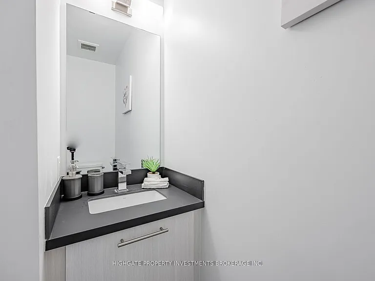 266 Finch Ave E #13 — Photo 26