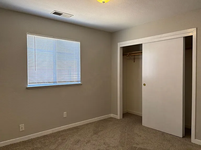 4436 N Wheeler Ave — Photo 10