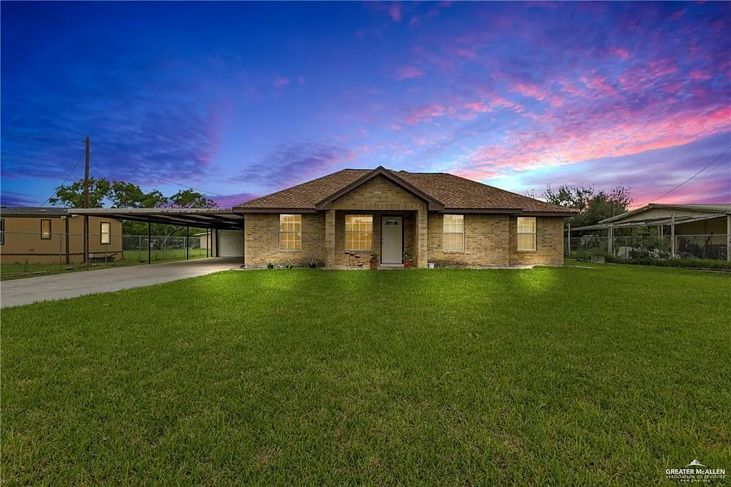 Building Photo - 609 Via Sol Dr