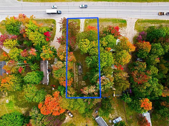 3rd image of 3437 Us Highway 131 NE