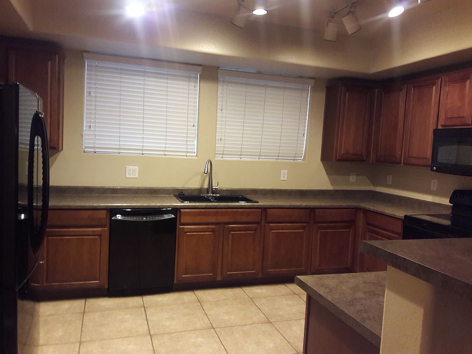 Large Kitchen