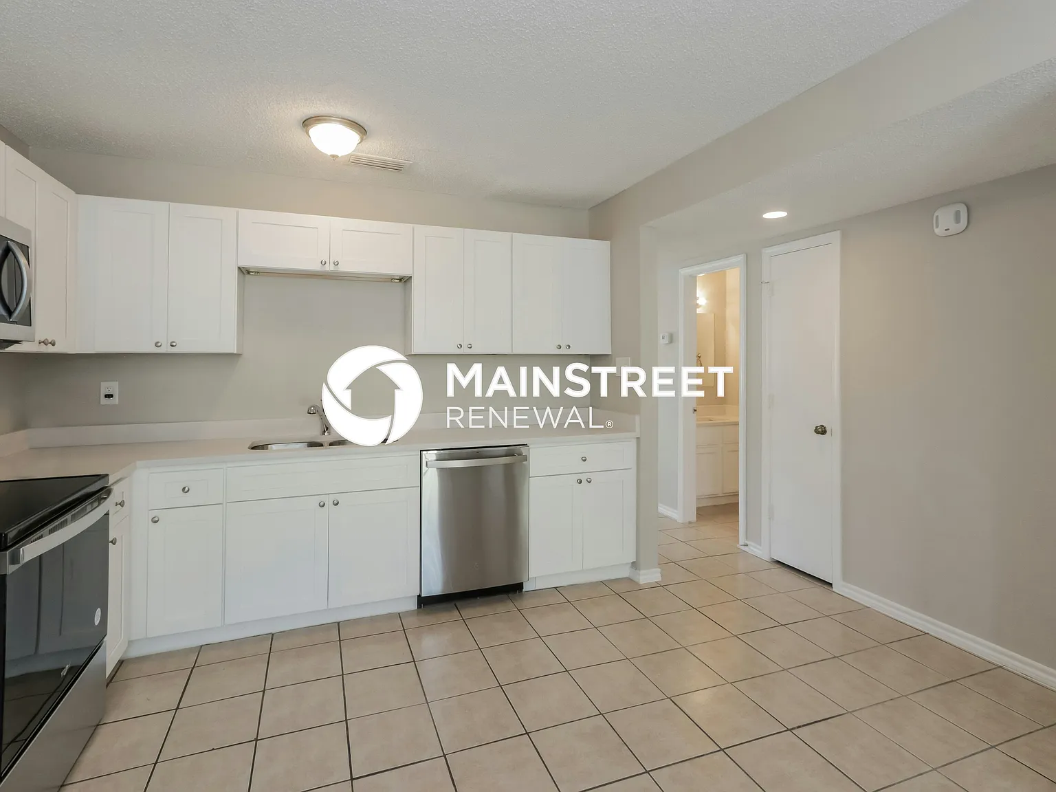 1615 Wickford Dr — Photo 3
