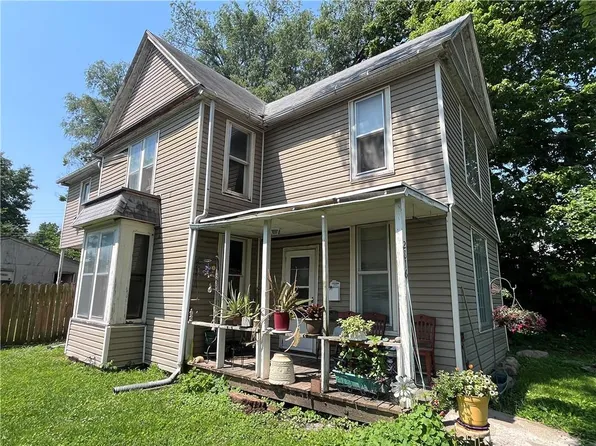 2816 Lafayette St, Saint Joseph, MO 64507