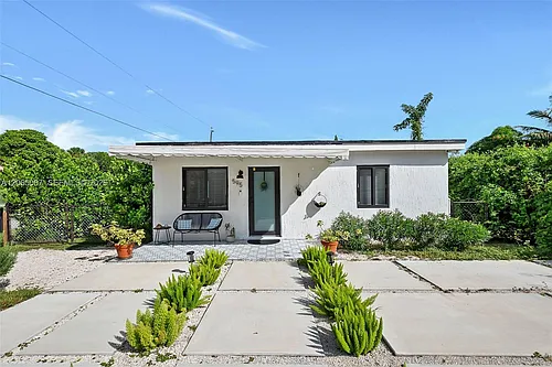 595 NW 101st St Photo 1 595 NW 101st St Photo 1