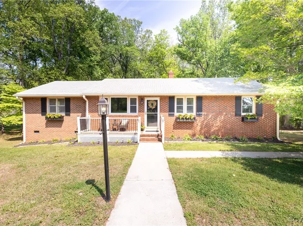 1445 Schroeder Rd, Powhatan, VA 23139