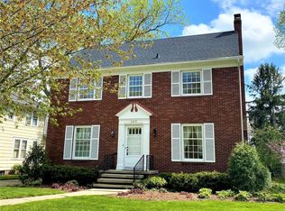 529 Woodland Dr, East Lansing, MI 48823