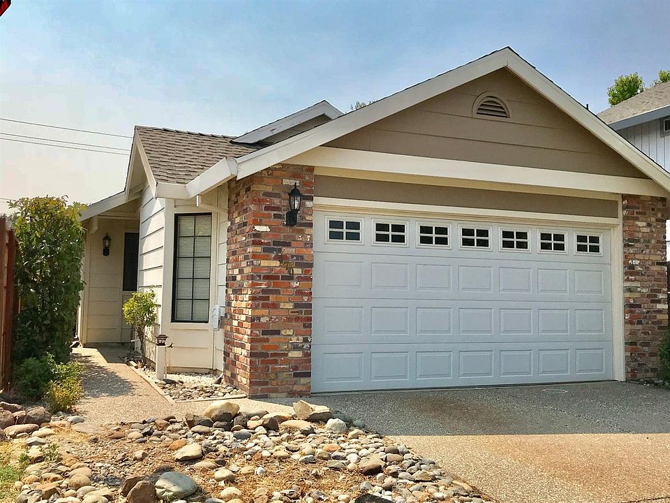 1st image of 1470 W Hidalgo Cir