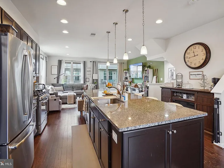 8944 Dahlgren Ridge Rd — Photo 14