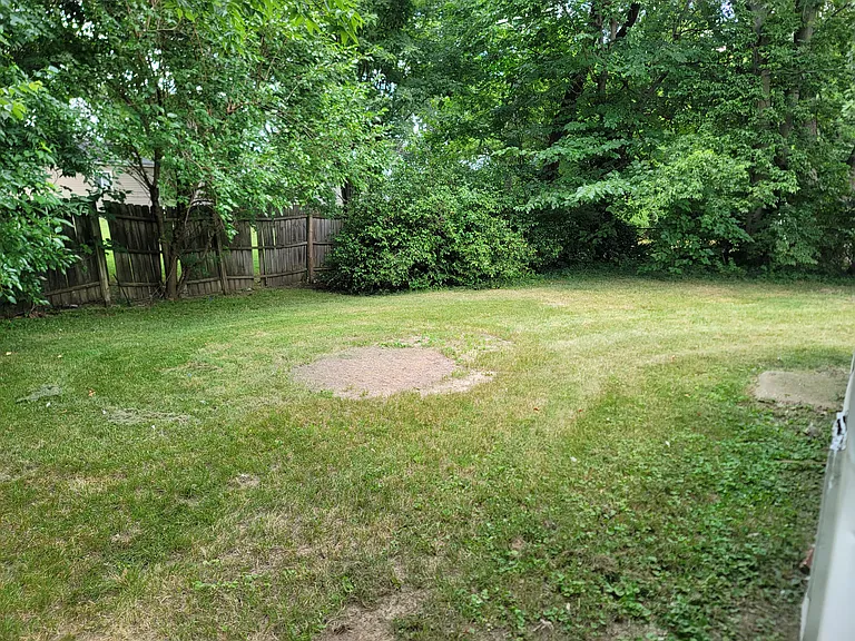 1413 Plaza Pl — Photo 4