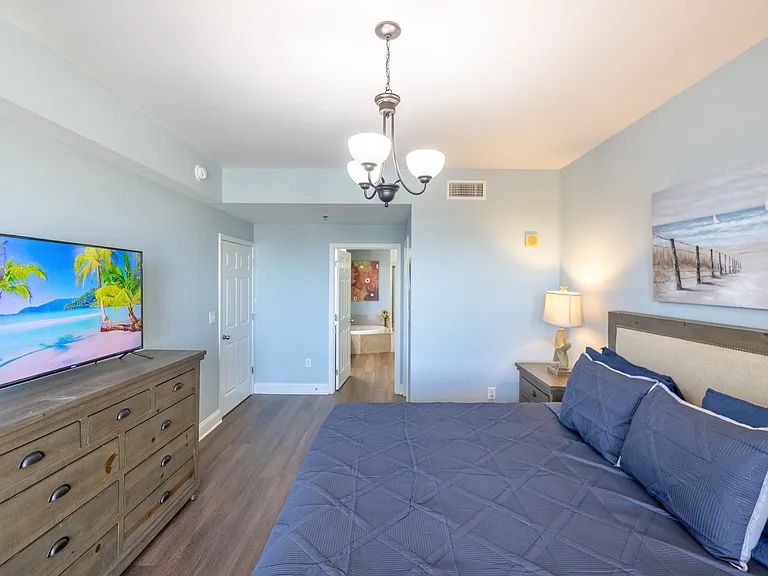 9902 S Thomas Dr #1630 — Photo 8