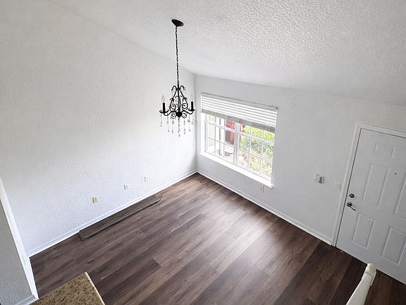 3rd image of 3549 Kings Rd APT 101