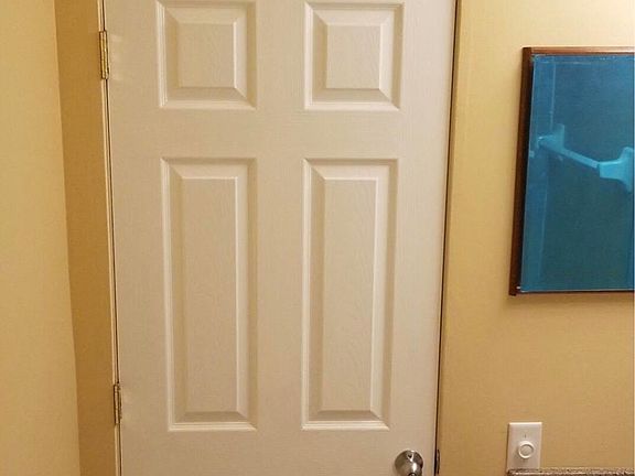 3rd image of 2510 N Wayne Ave APT 102