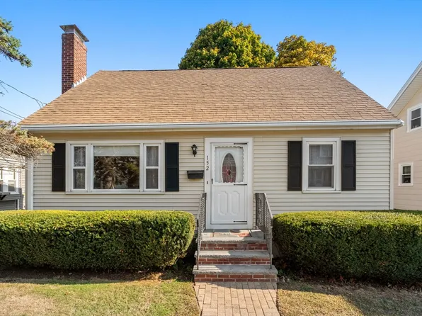 152 Harriet Ave, Quincy, MA 02171