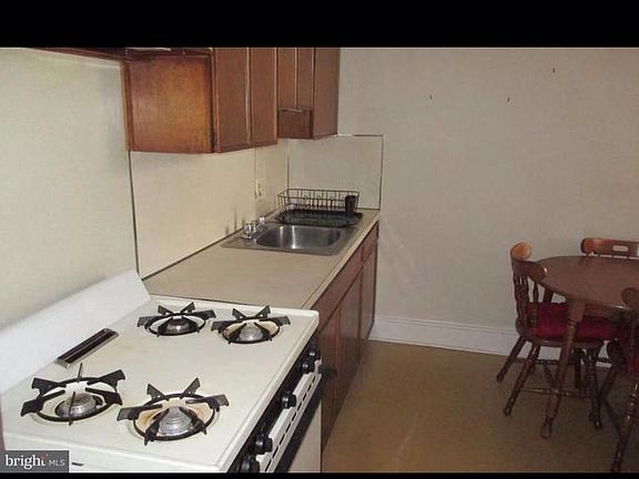 5th image of 4407 Cottman Ave