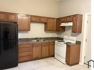 2003 W Muhammad Ali Blvd, Louisville, KY 40203