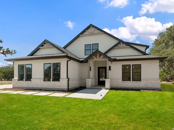 1088 Buckskin Trail, Bandera, TX 78003