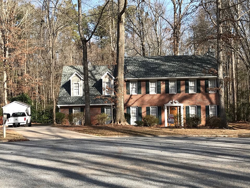 Great location in PTC