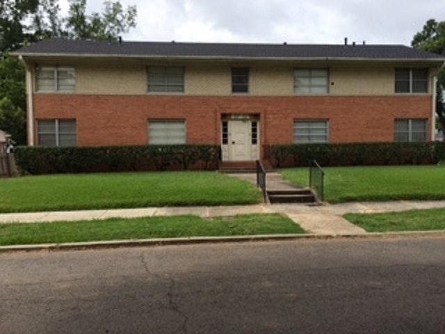 1st image of 755 Dudley Dr