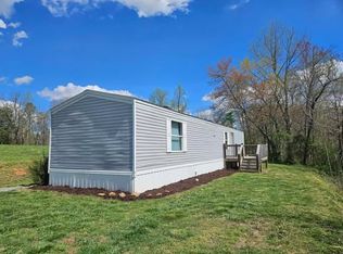 175 Secret Meadow Ln, Whittier, NC 28789