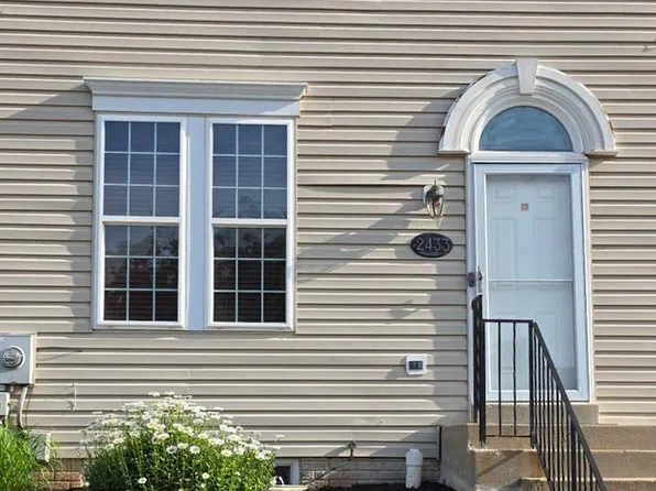 2433 Lakeside Dr, Frederick, MD 21702