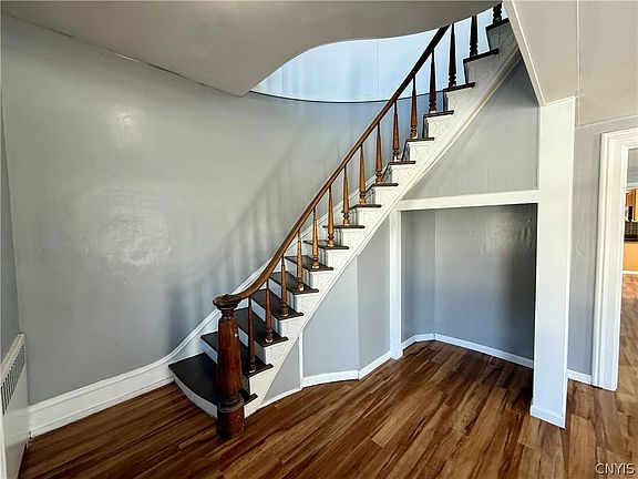 2nd image of 2 Main St