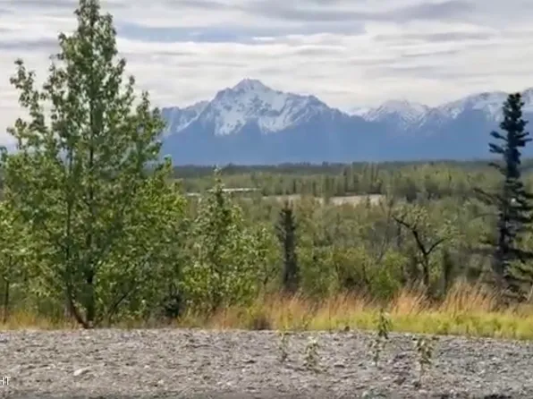 2525 N Larkspur Hill Cir, Palmer, AK 99645