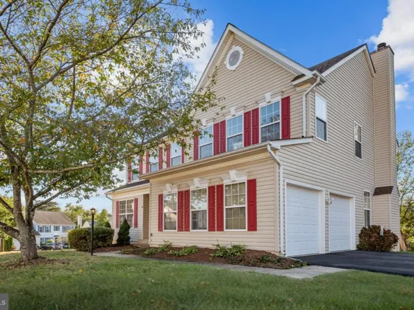 13196 Scottish Hunt Ln, Bristow, VA 20136