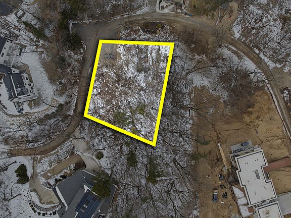 3rd image of 49035 Skyhi Rd