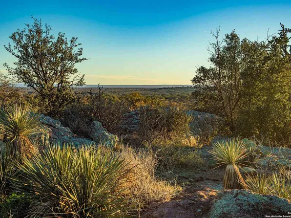 4320 Ranch Road 1900, Mason, TX 76856