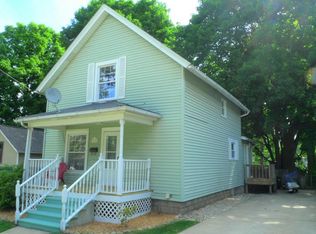 213 Maple St, Grand Ledge, MI 48837