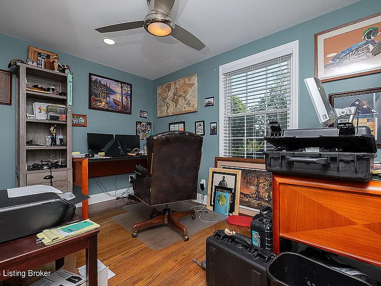 211 S Sherrin Ave — Photo 34