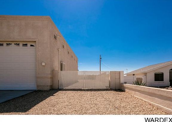 3rd image of 2510 Palisades Dr