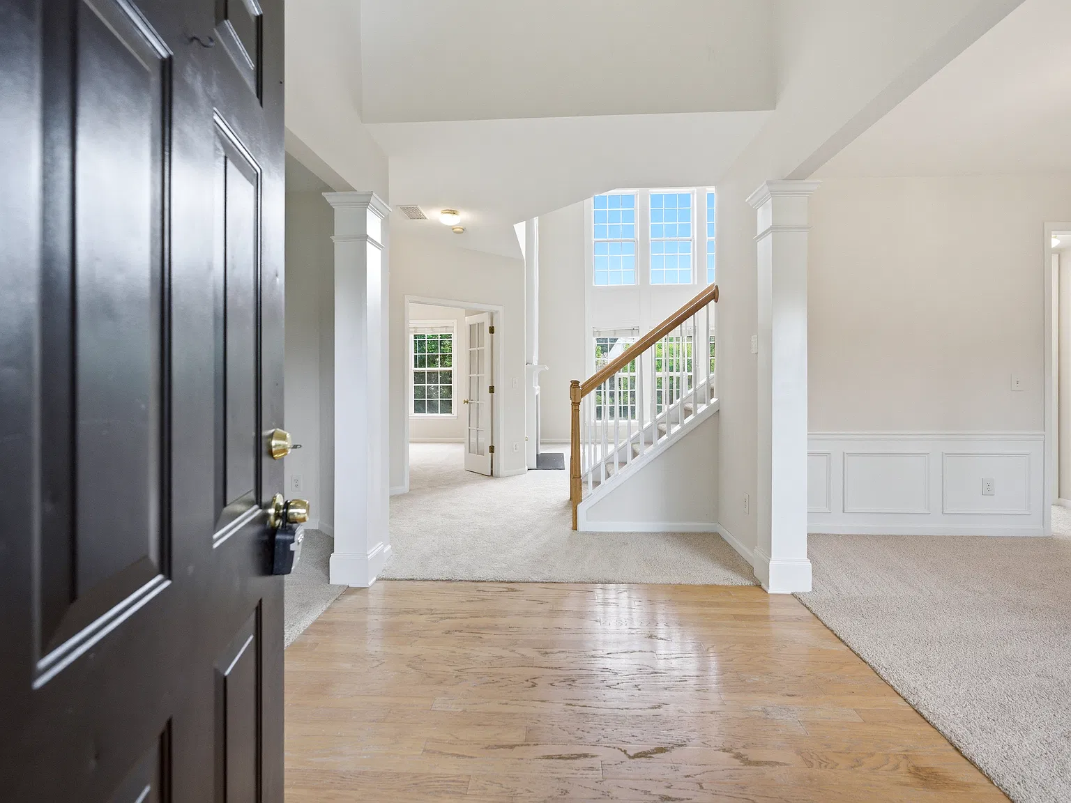 4 bed, 2.5 bath, 3266 sqft, $2,800 — Photo 3
