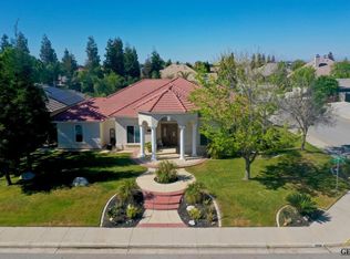 9020 Copper Springs Ct, Bakersfield, CA 93314