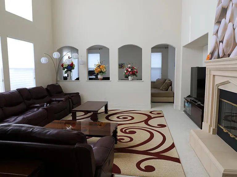 6406 Emperor Ct — Photo 14