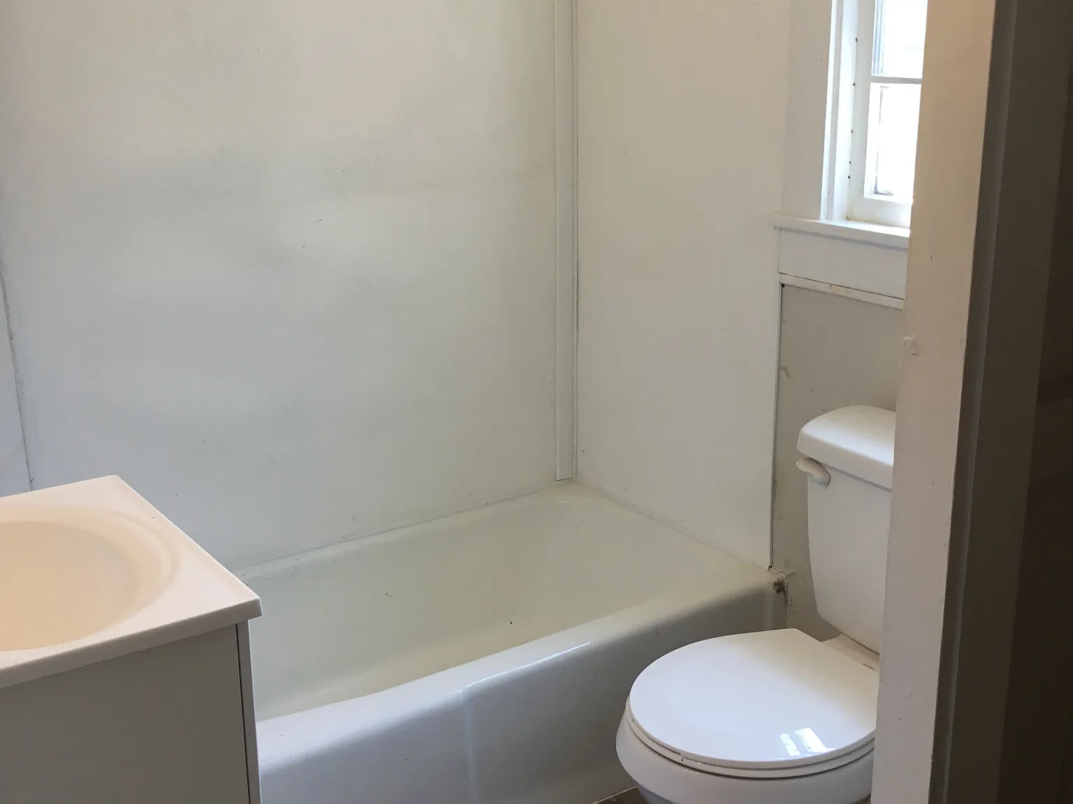 1 bed, 650 sqft, $650 — Photo 3