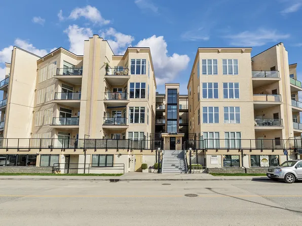 1327 Saint Paul St Unit 311, Kelowna, BC V1Y 2E2