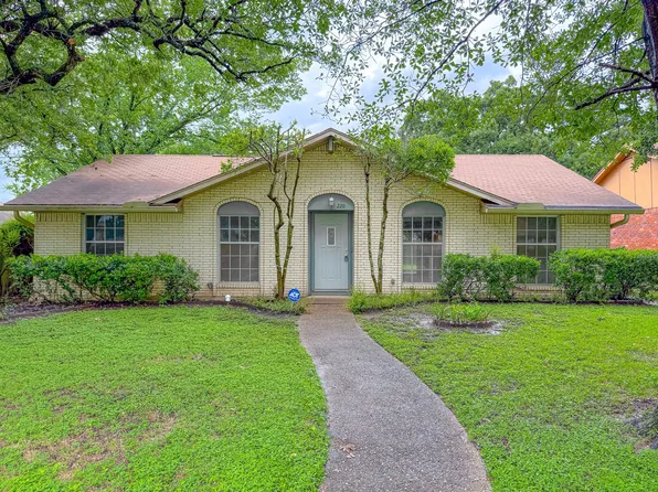 220 Hampton Ave, Corsicana, TX 75110