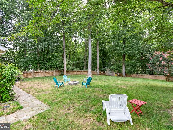 2nd image of 10414 Chesterwood Dr