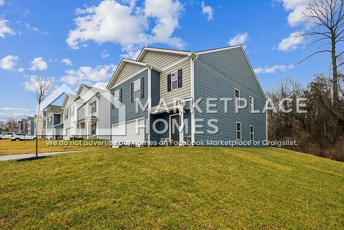5 bed, 3.0 bath, 2361 sqft, $2,395 — Photo 4