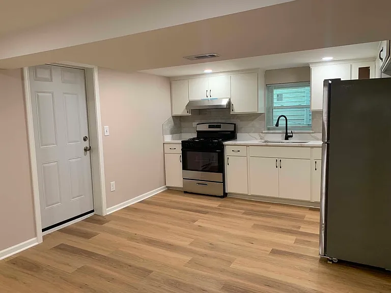 10623 S Mackinaw Ave — Photo 17
