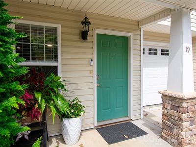 19 Singleton Ln, Fletcher, NC, 28732