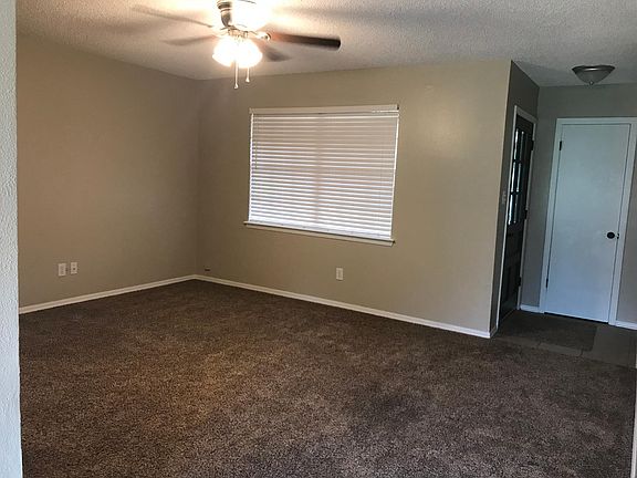 4th image of 43 Mojave Dr