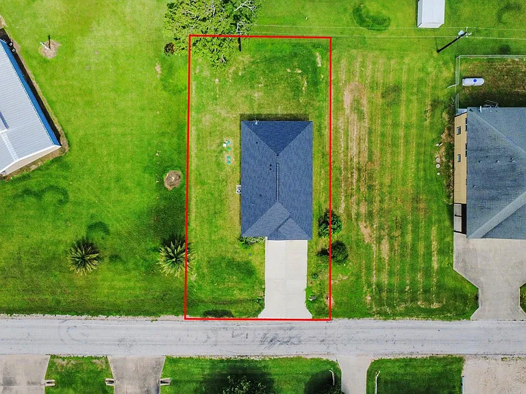 1105 W Bayshore Dr — Photo 13