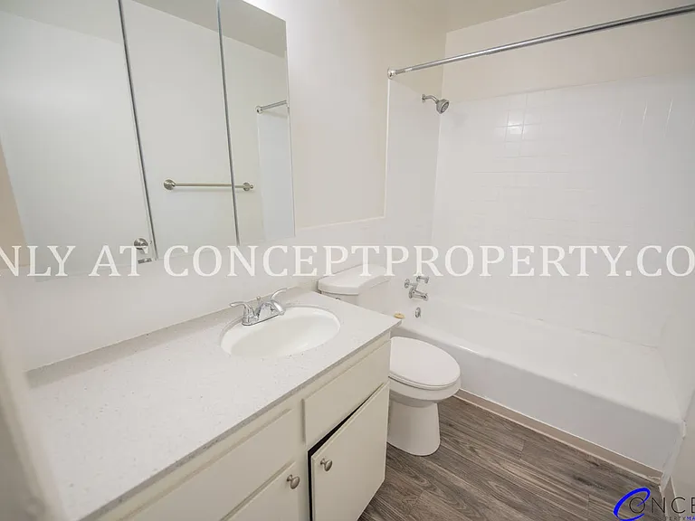 Murray Place — Photo 17