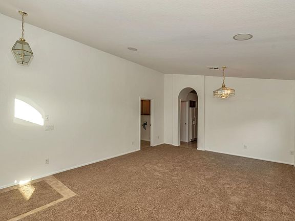 5th image of 26 W Brahman Blvd