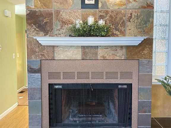 3rd image of 71 Appian Way Unit B