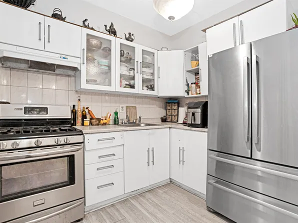 16 Stegman Terrace image 41 of 48